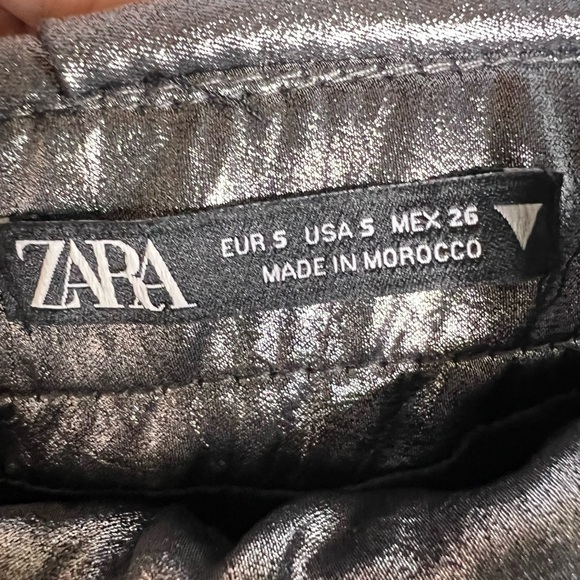 Zara VOLUMINOUS SHORT DRESS. Size Small - Picture 7 of 8